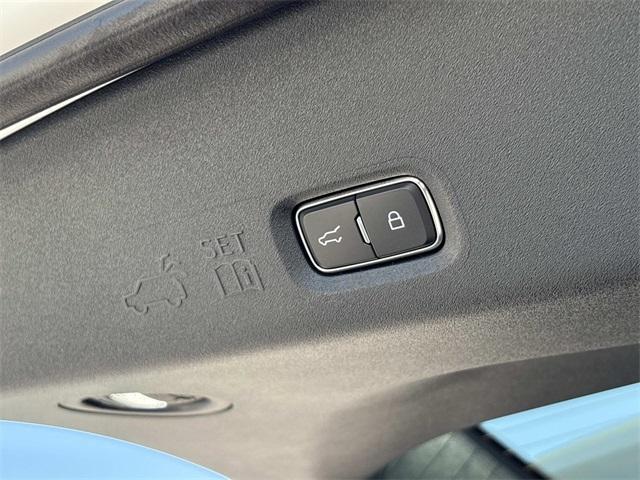 new 2025 Lincoln Navigator L car, priced at $109,910