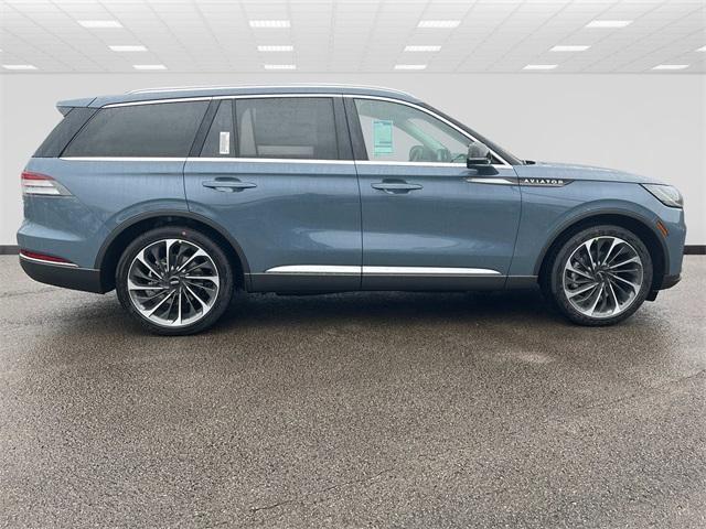 new 2025 Lincoln Aviator car, priced at $78,370