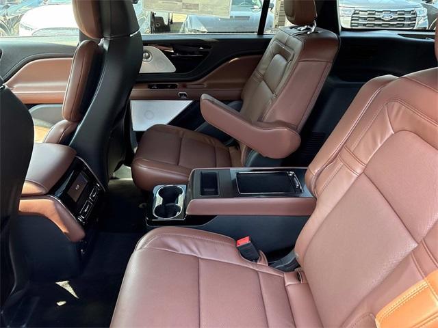 new 2025 Lincoln Aviator car, priced at $79,302