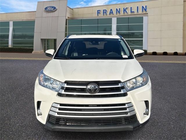used 2019 Toyota Highlander car, priced at $22,580