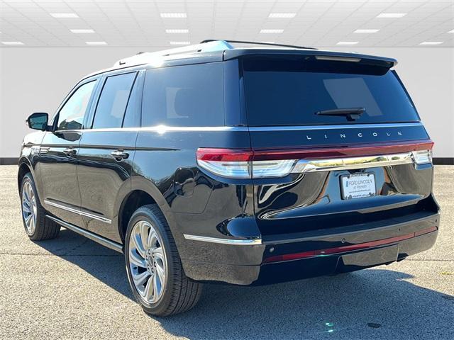 new 2024 Lincoln Navigator car, priced at $97,704