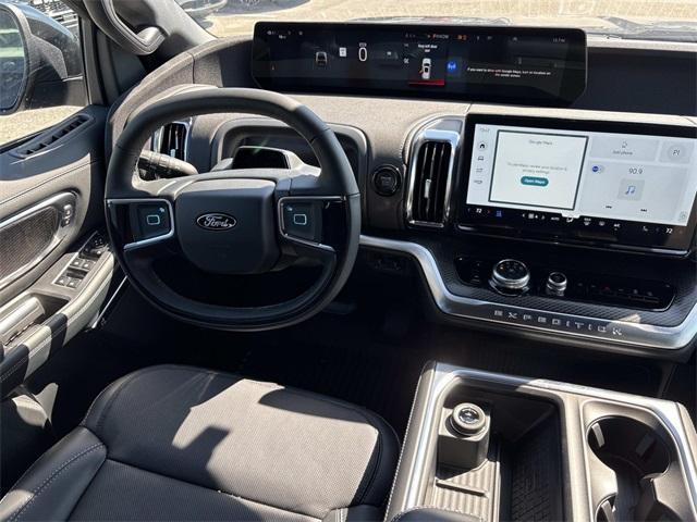 new 2025 Ford Expedition Max car, priced at $83,715