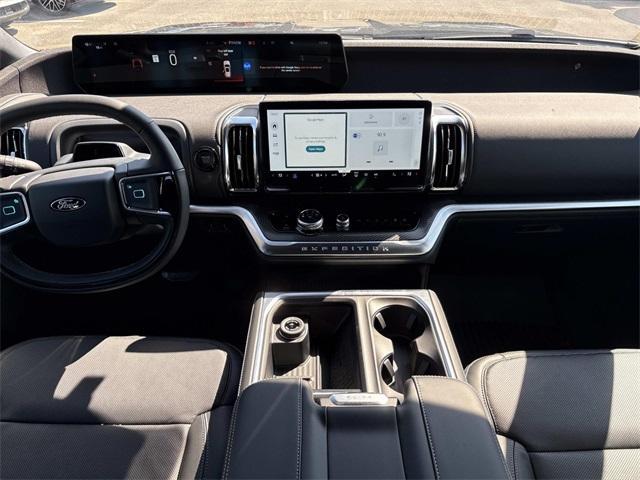 new 2025 Ford Expedition Max car, priced at $83,715