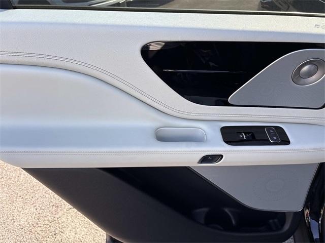 new 2025 Lincoln Aviator car, priced at $93,285