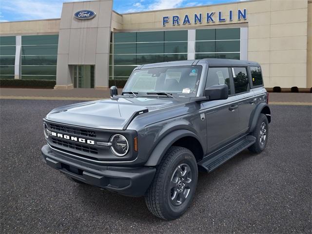 new 2025 Ford Bronco car, priced at $45,259