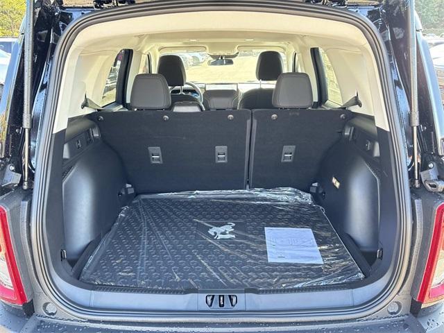 new 2025 Ford Bronco Sport car, priced at $31,894