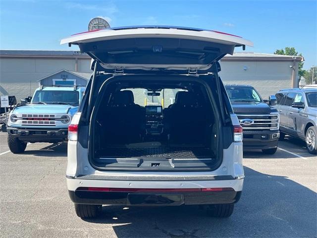 new 2024 Lincoln Navigator car, priced at $103,278