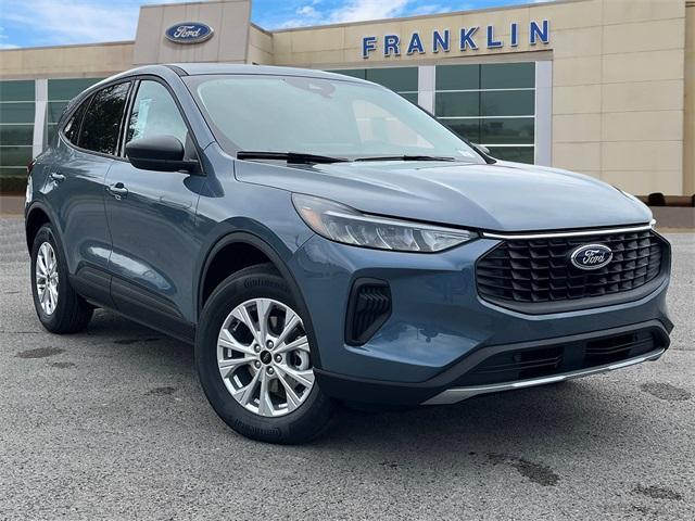 new 2025 Ford Escape car, priced at $33,015