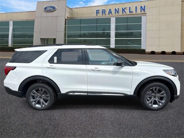 new 2025 Ford Explorer car, priced at $44,569