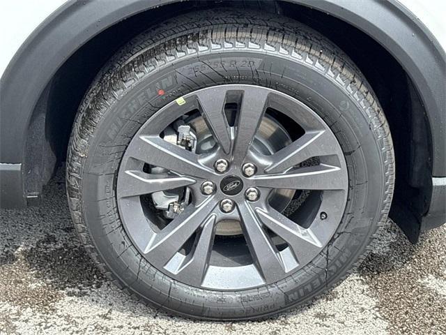 new 2025 Ford Explorer car, priced at $44,569