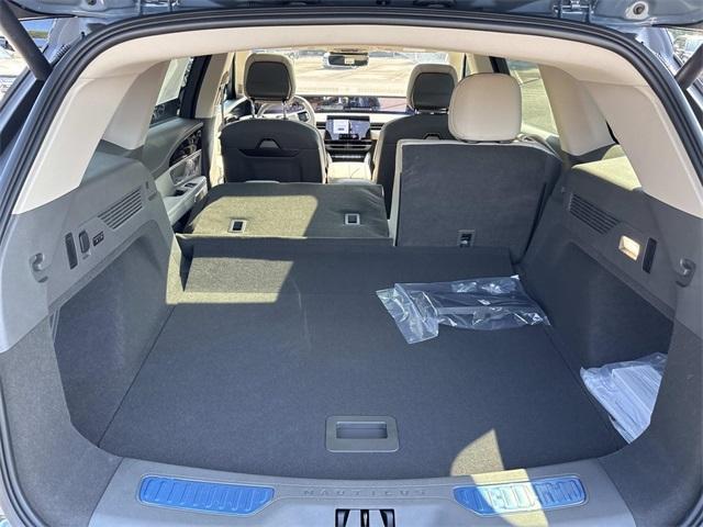 new 2025 Lincoln Nautilus car, priced at $69,173