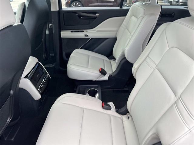 new 2025 Lincoln Aviator car, priced at $59,345