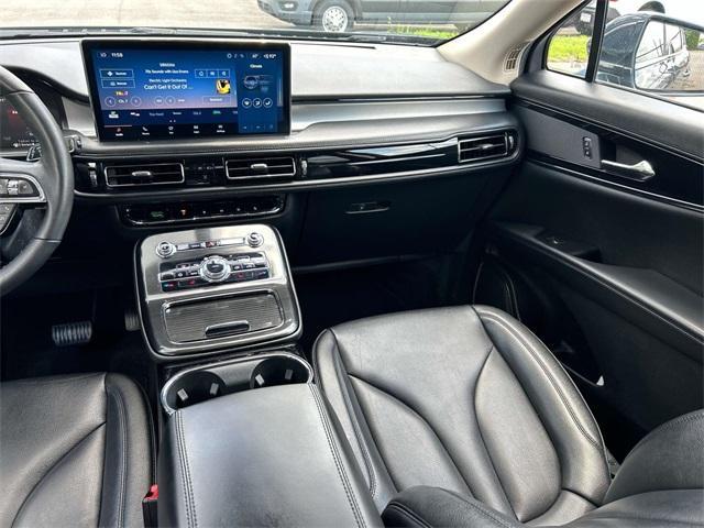 used 2022 Lincoln Nautilus car, priced at $26,416