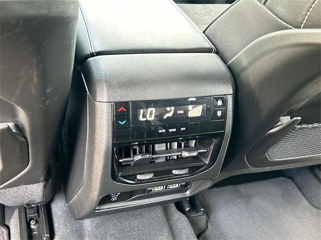 used 2024 Jeep Grand Cherokee L car, priced at $33,967