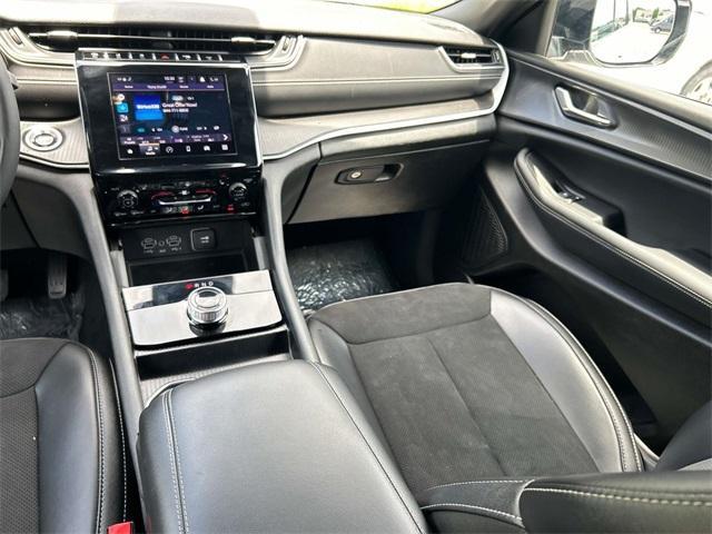 used 2024 Jeep Grand Cherokee L car, priced at $33,967
