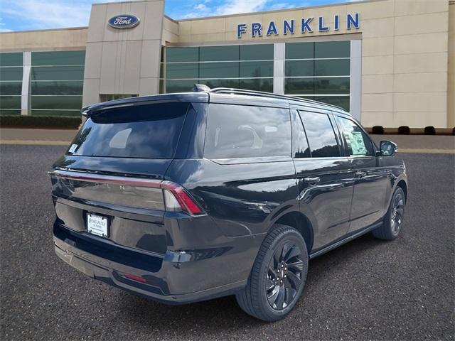 new 2025 Lincoln Navigator car, priced at $105,875