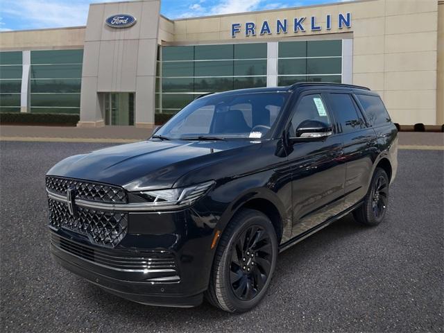 new 2025 Lincoln Navigator car, priced at $105,875