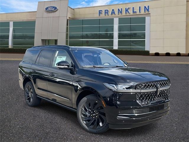 new 2025 Lincoln Navigator car, priced at $105,875
