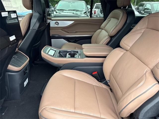 new 2025 Lincoln Navigator L car, priced at $122,235