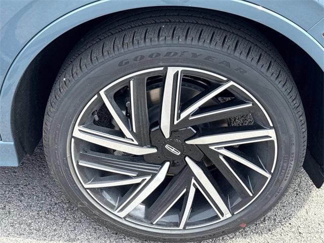 new 2025 Lincoln Aviator car, priced at $91,875