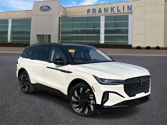 new 2025 Lincoln Nautilus car, priced at $68,255