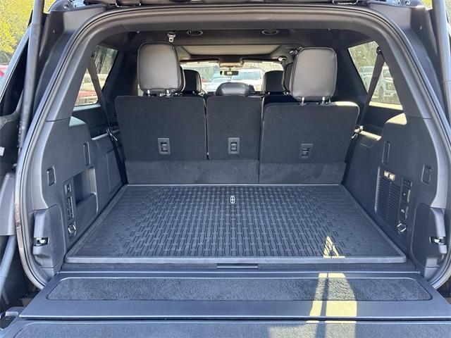 new 2025 Lincoln Navigator L car, priced at $109,160