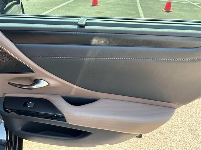 used 2022 Lexus ES 300h car, priced at $42,835
