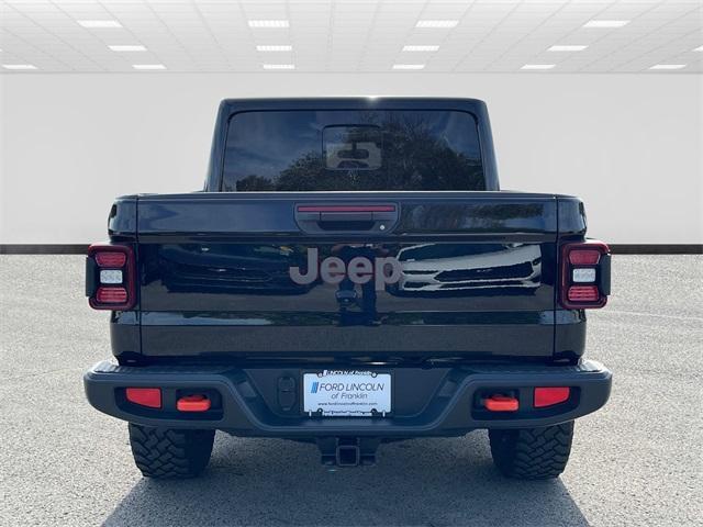 used 2022 Jeep Gladiator car, priced at $38,611