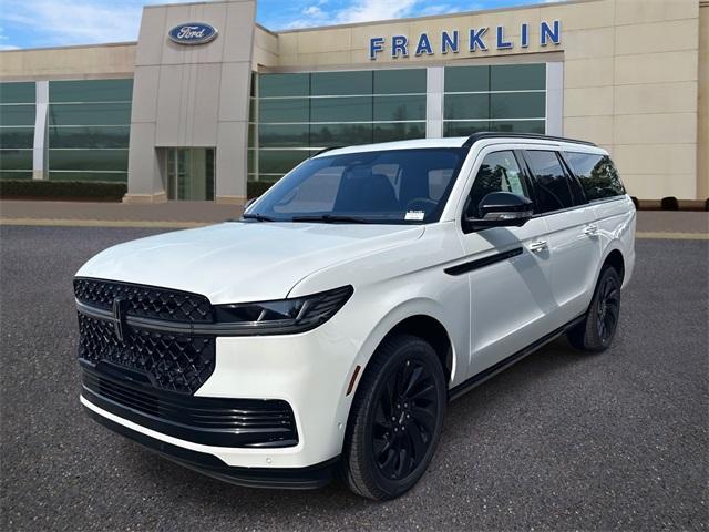 new 2025 Lincoln Navigator L car, priced at $109,675