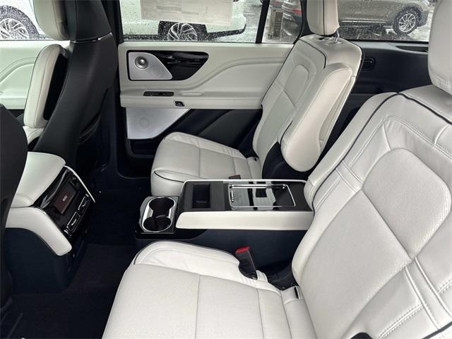 new 2025 Lincoln Aviator car, priced at $86,263