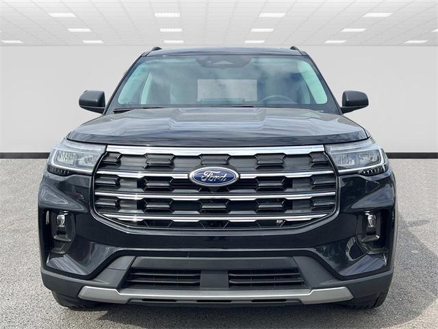 new 2025 Ford Explorer car, priced at $43,850