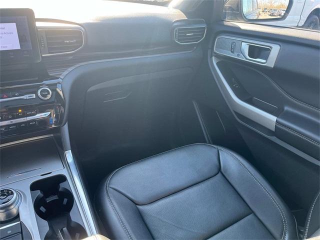 used 2022 Ford Explorer car, priced at $37,826
