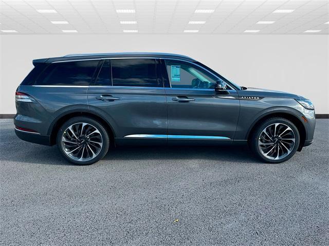 new 2025 Lincoln Aviator car, priced at $76,750