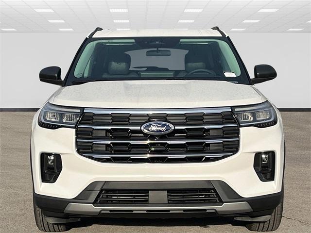 new 2025 Ford Explorer car, priced at $48,251