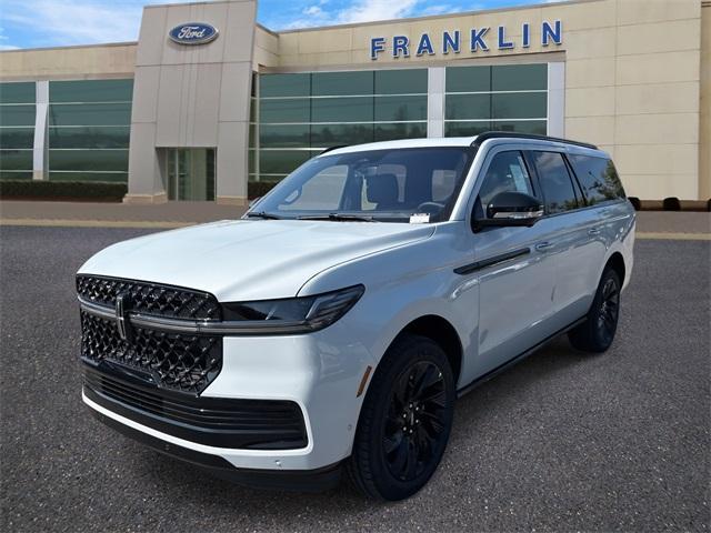 new 2025 Lincoln Navigator L car, priced at $109,785