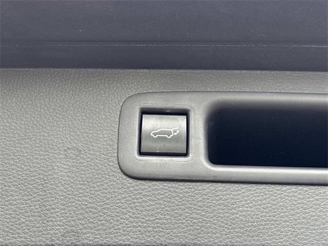 used 2023 Toyota Highlander car, priced at $39,980