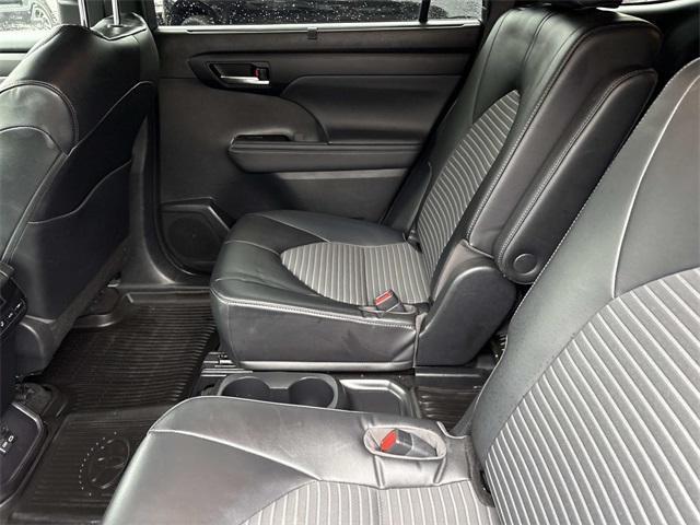 used 2023 Toyota Highlander car, priced at $39,980