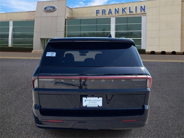 new 2025 Lincoln Navigator car, priced at $102,590