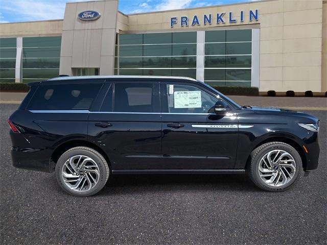 new 2025 Lincoln Navigator car, priced at $102,590