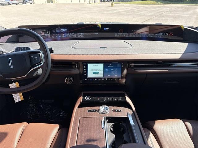 new 2025 Lincoln Navigator car, priced at $102,590