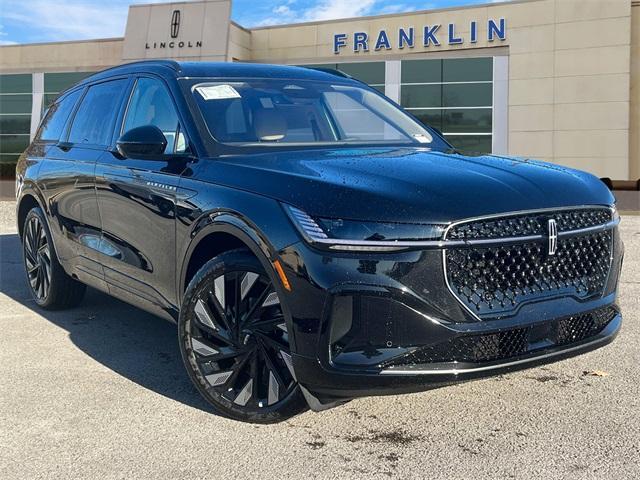 new 2025 Lincoln Nautilus car, priced at $64,104