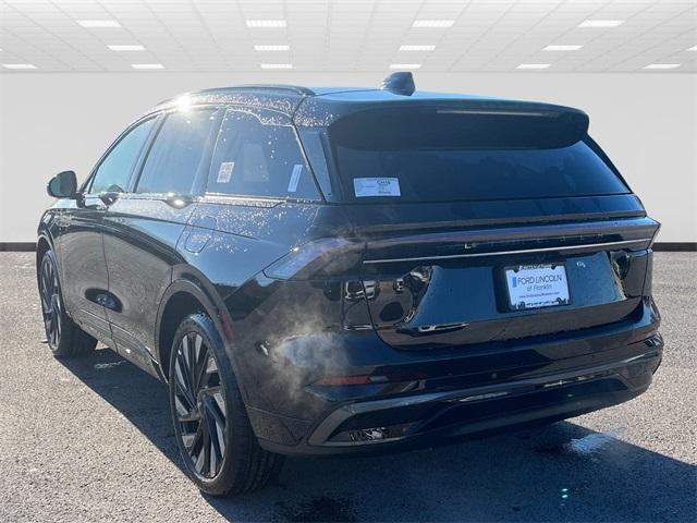 new 2025 Lincoln Nautilus car, priced at $64,104