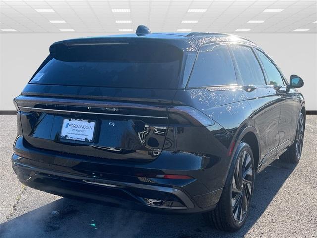 new 2025 Lincoln Nautilus car, priced at $64,104