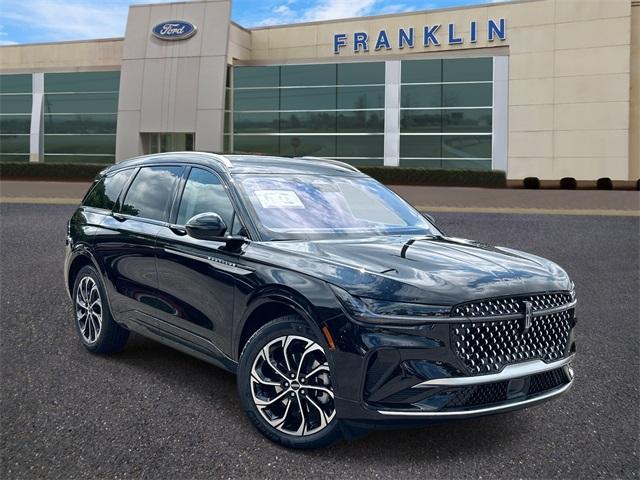 new 2025 Lincoln Nautilus car, priced at $61,768