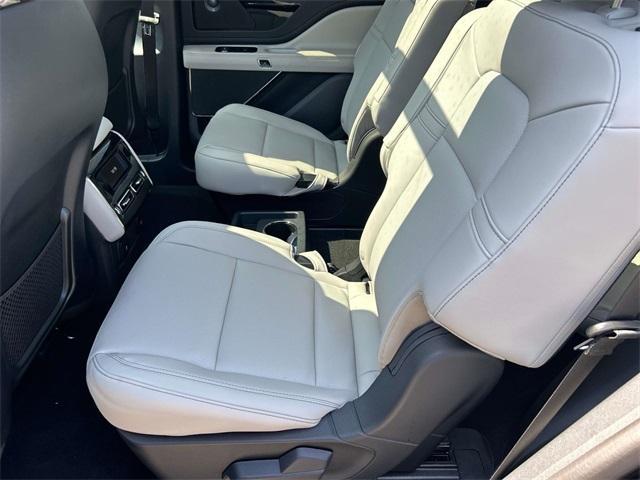 new 2025 Lincoln Aviator car, priced at $65,087