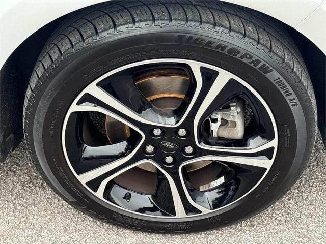 used 2019 Ford Edge car, priced at $18,689