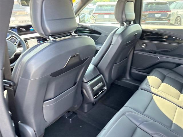 new 2025 Lincoln Nautilus car, priced at $61,571