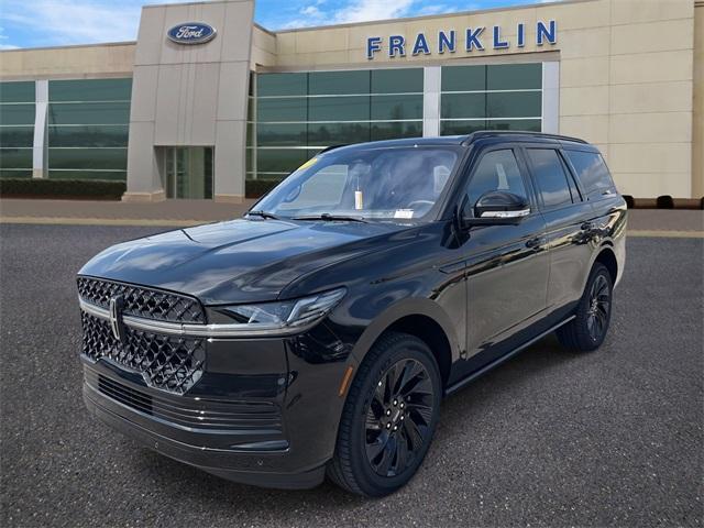 new 2025 Lincoln Navigator car, priced at $105,935