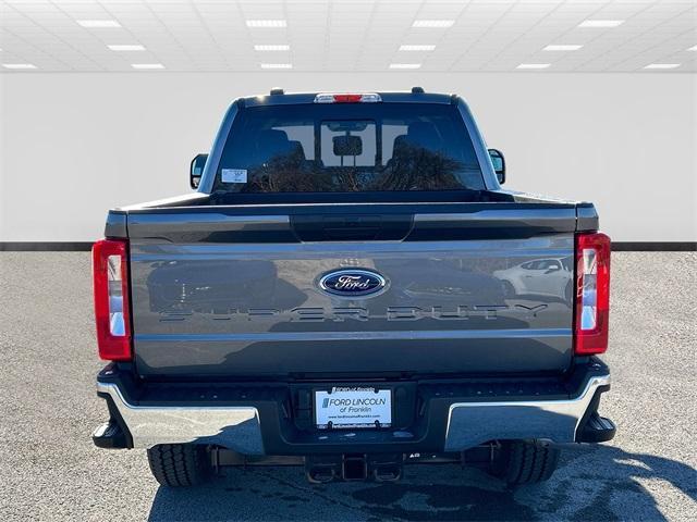 new 2025 Ford F-250 car, priced at $71,540