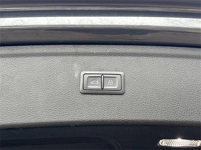 used 2020 Audi Q5 car, priced at $21,980